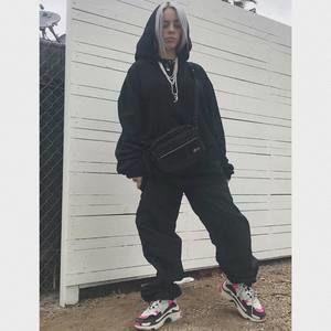 Meet your Posher, Saray